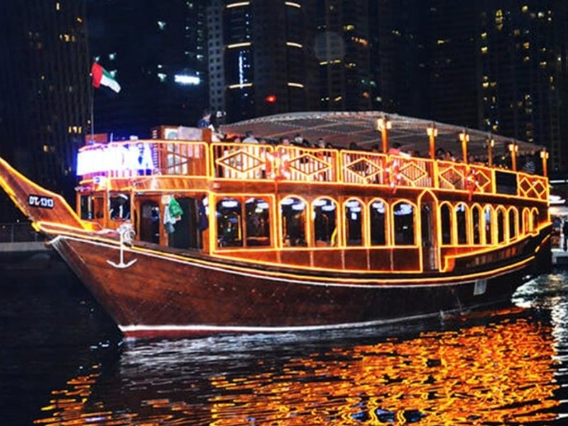 DHOW CRUISE DINNER - MARINA